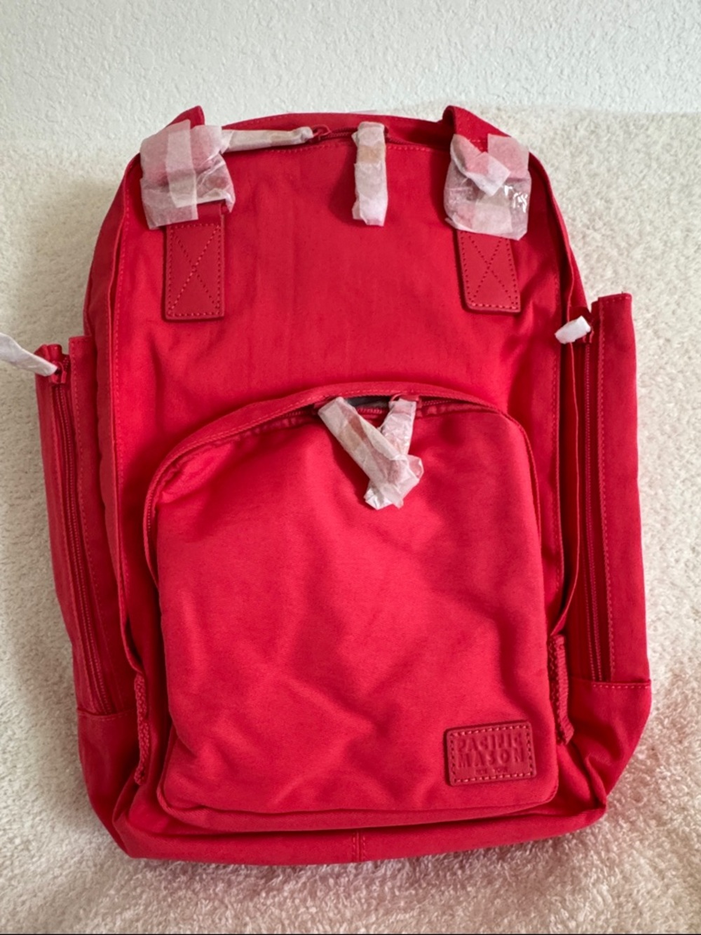 This Pacific Mason Cama (M) bag in crimson